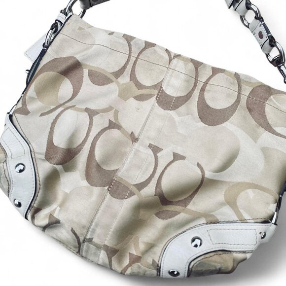 Coach Carly Signature Optic Shoulder Bag - Picture 4 of 8